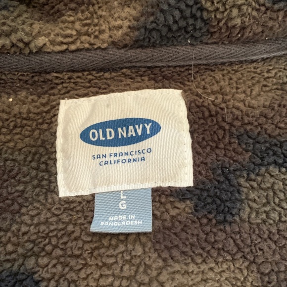 Men’s sweater size Large - Picture 2 of 2